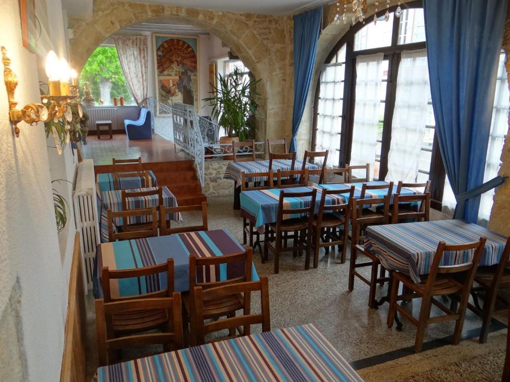 Hotel Restaurant Des Thermes Castéra-Verduzan المظهر الخارجي الصورة
